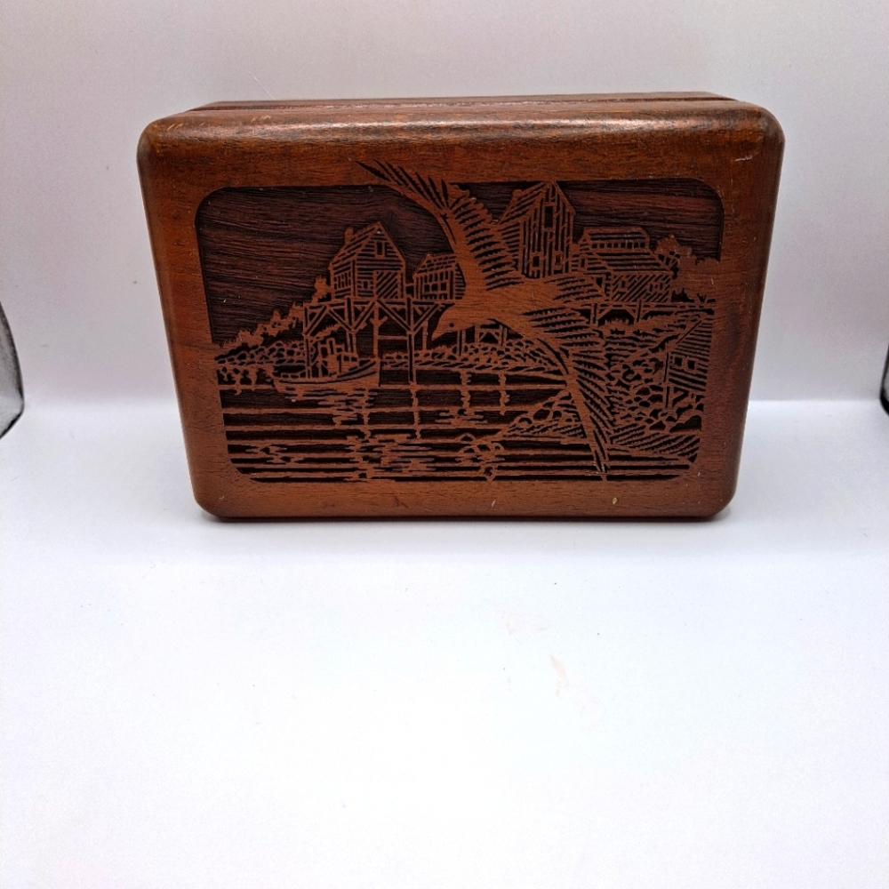 Vintage Walnut Eagle Trinket Box